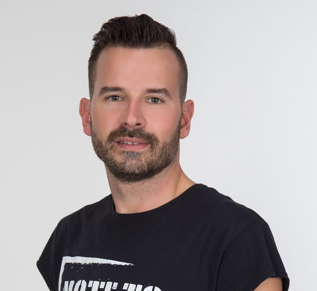 Paweł Kasznicki młody mężczyzna,instruktor Zumby