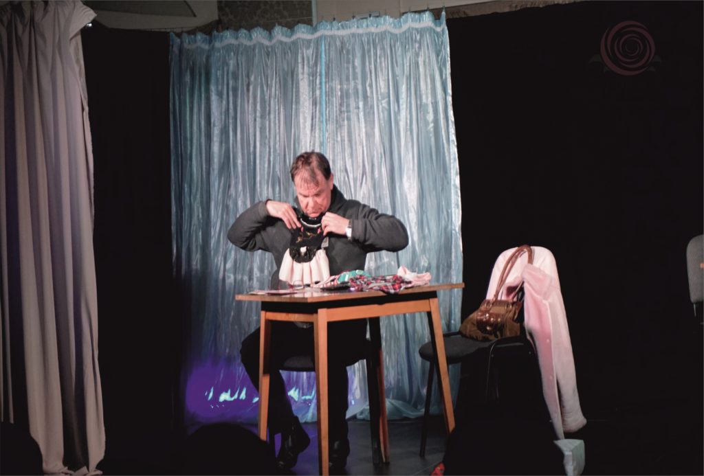 teatr podaj dalej