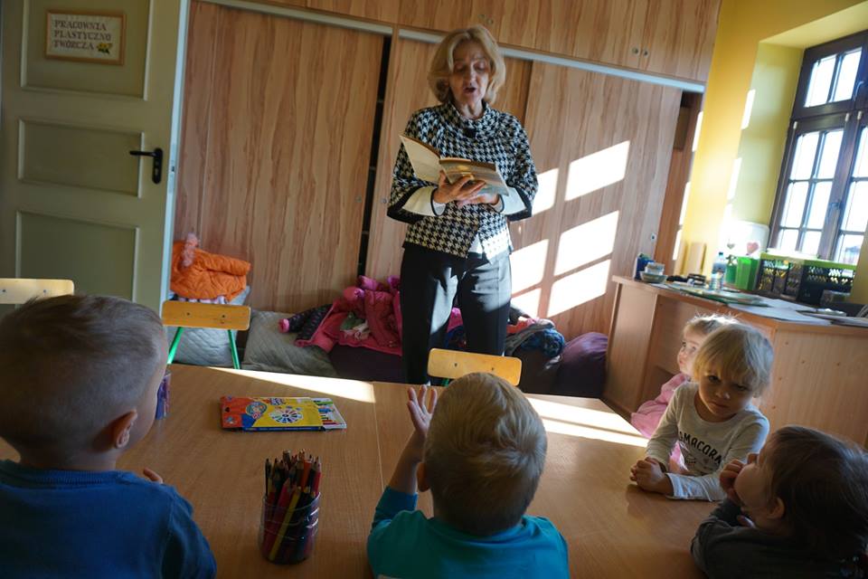 bibliotekarka i dzieci