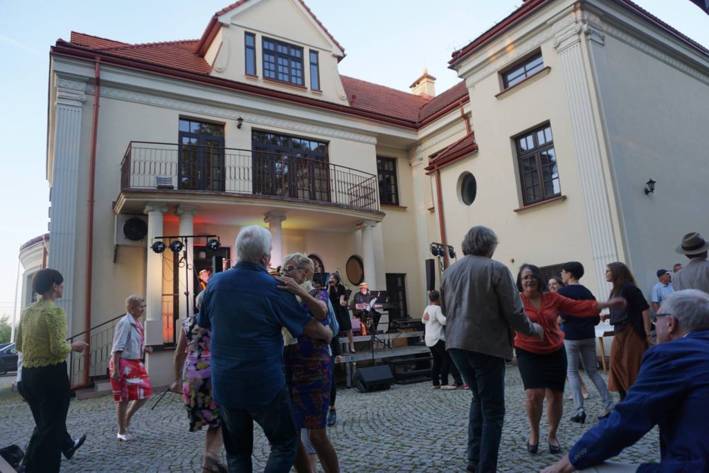 zabawa taneczna