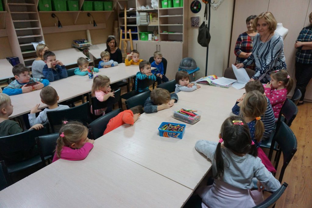 Przedszkolaki na zajęciach