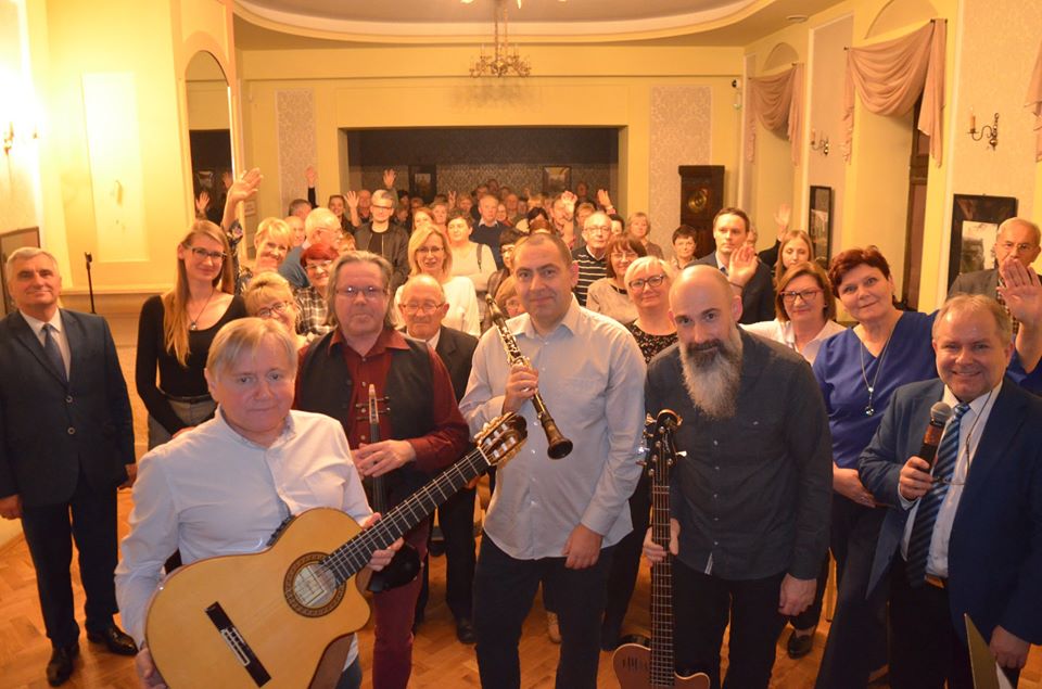 Zdjęcie Yankel Band z publicznością